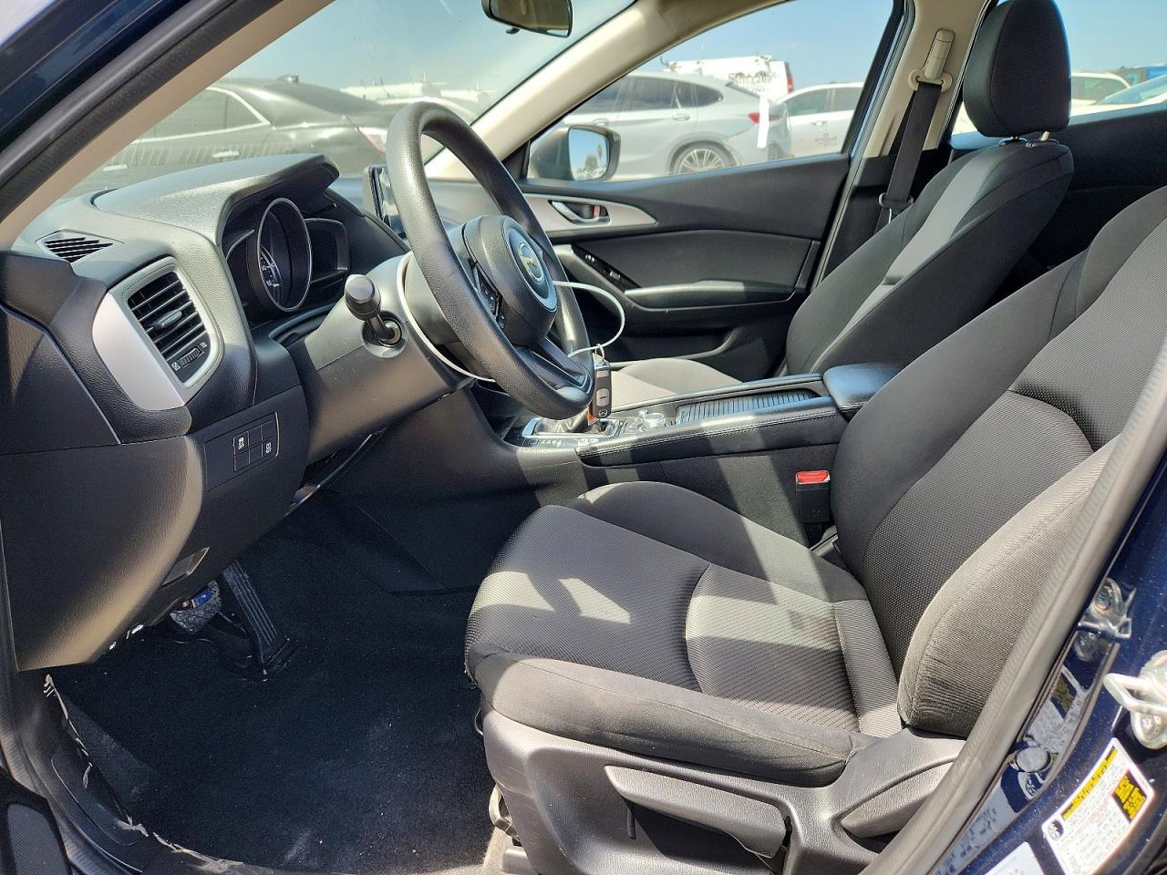 2017 Mazda 3 Sport - Фото 7