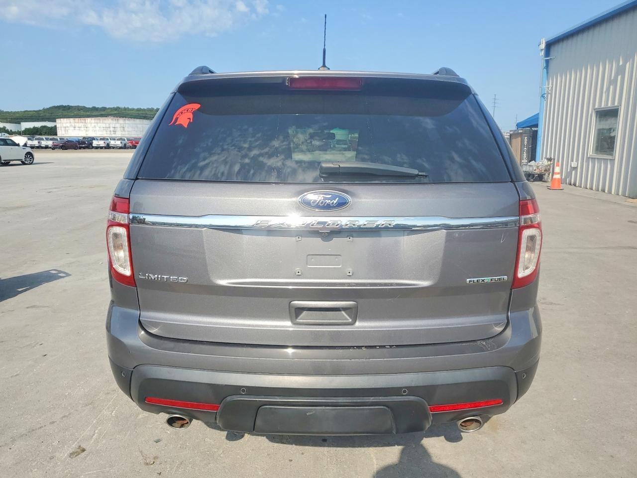2013 Ford Explorer Limited - Image 6