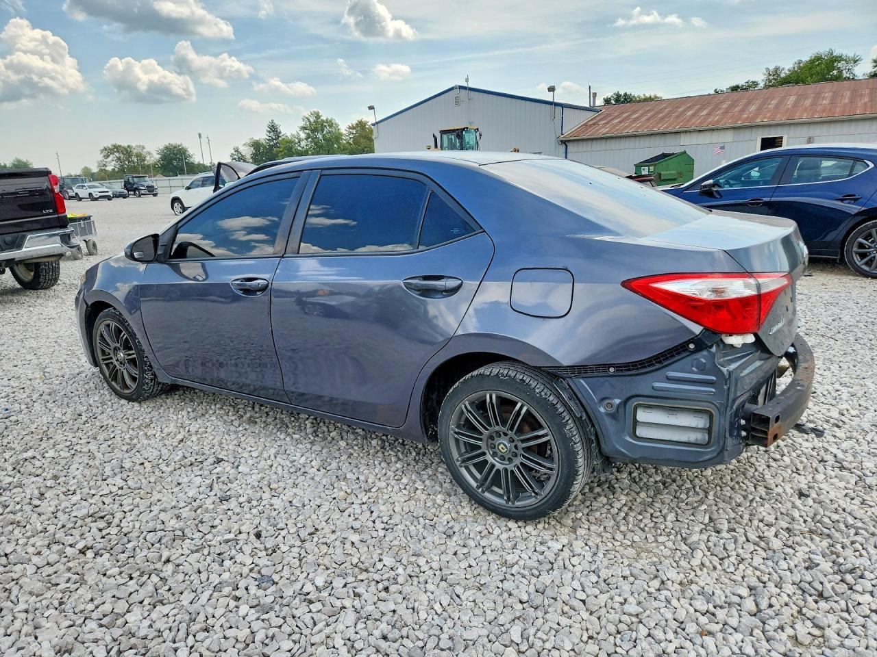 2016 Toyota Corolla Le - Image 2