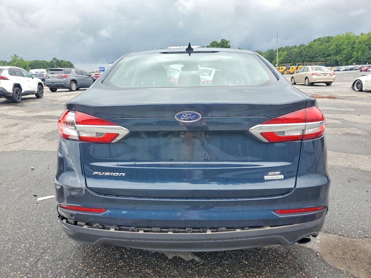 2020 Ford Fusion Se - Фото 6