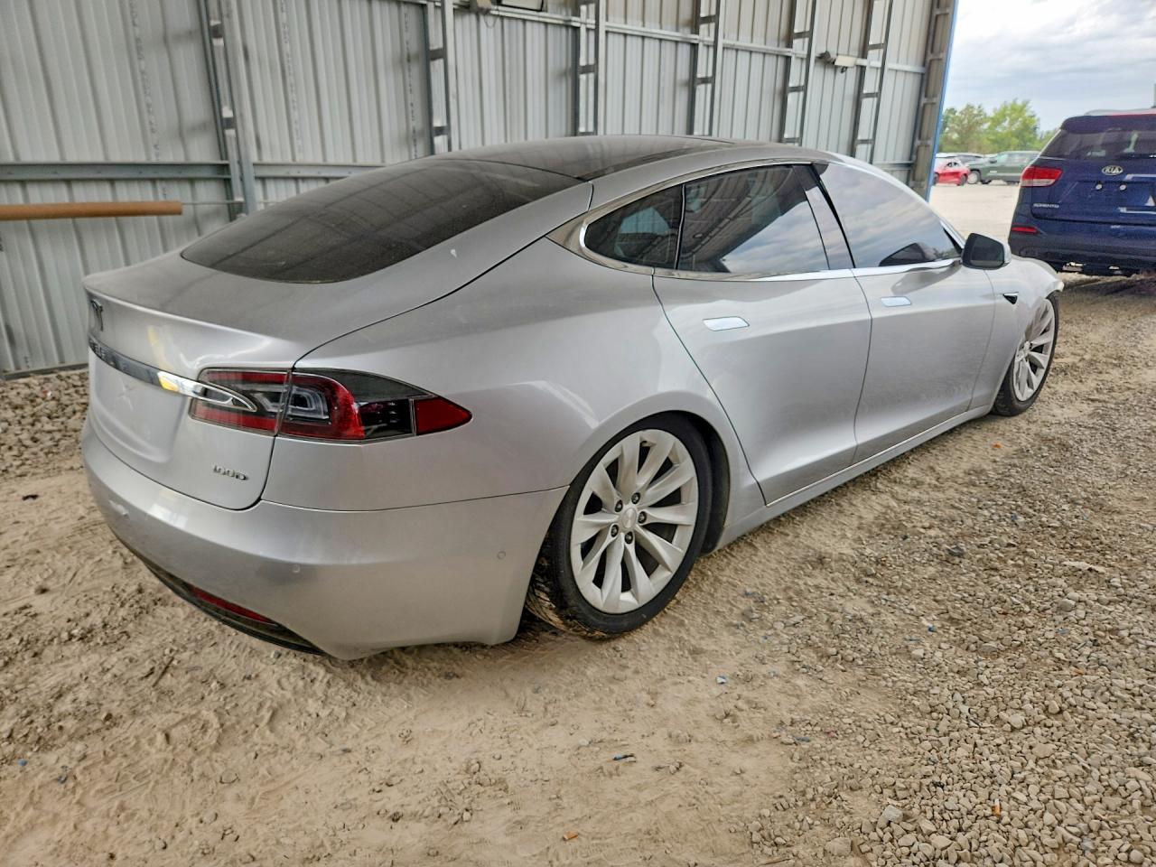 2017 Tesla Model S - Image 3