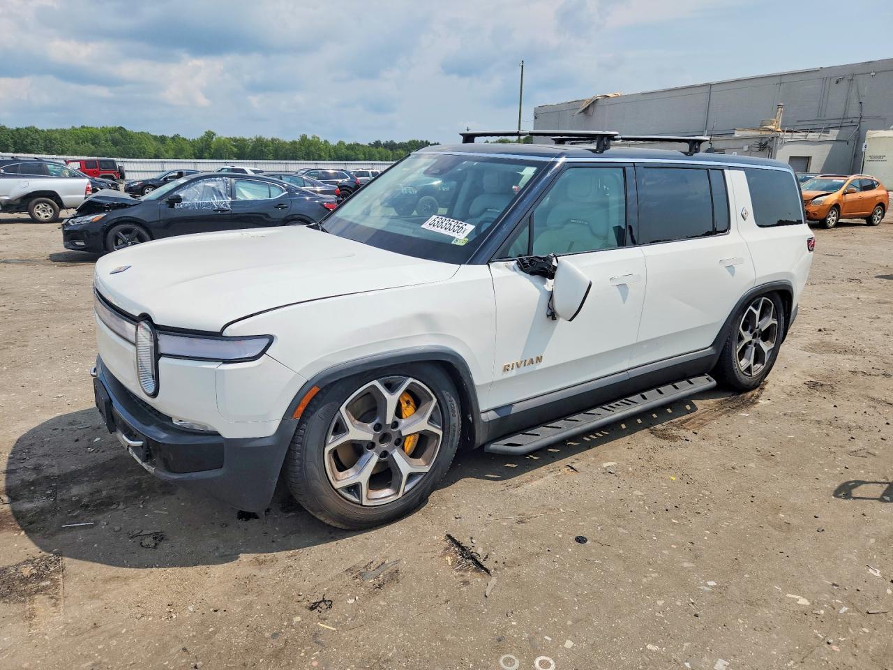 2023 Rivian R1S Adventure