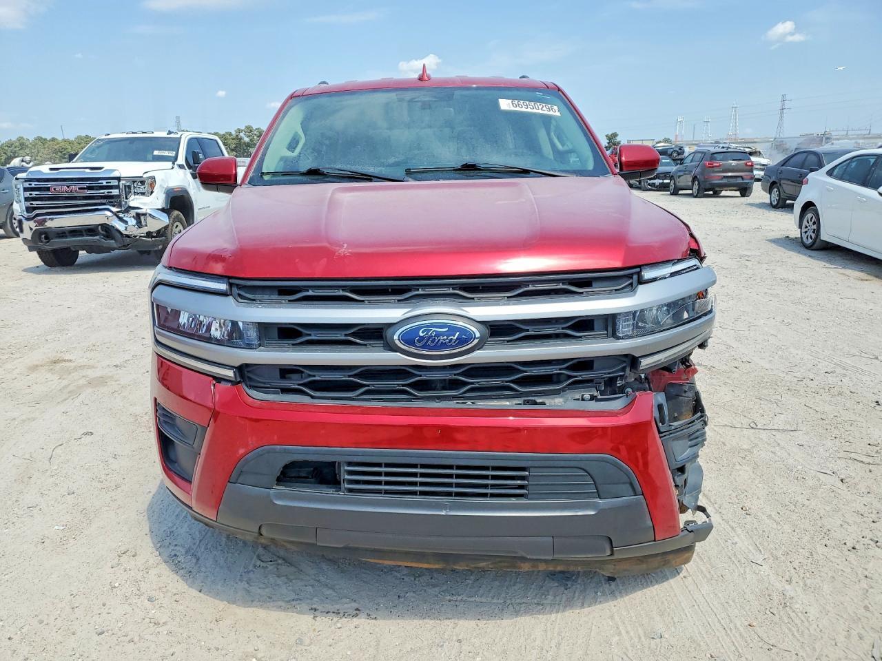 2022 Ford Expedition Xlt - Фото 5