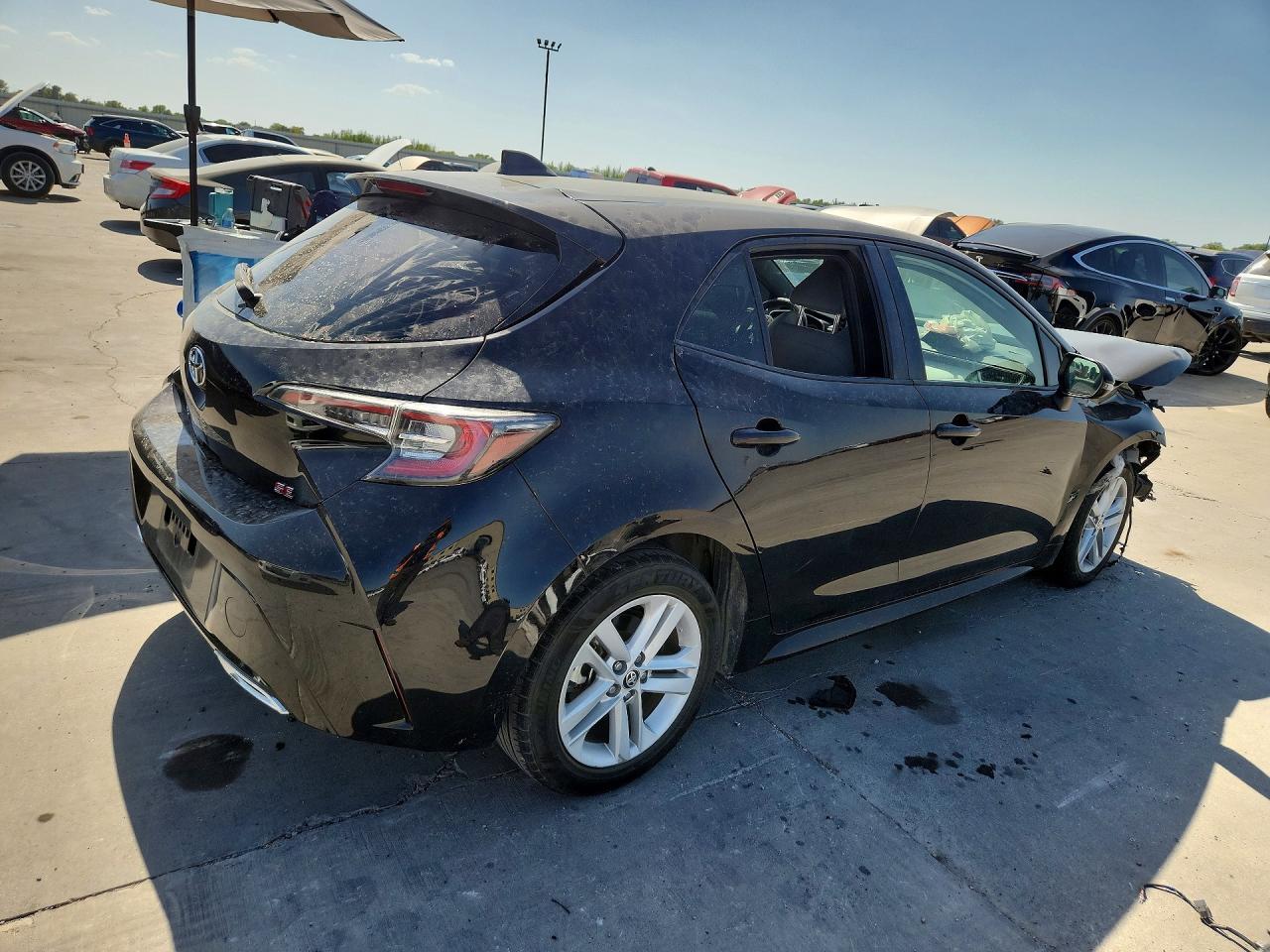 2019 Toyota Corolla Hatchback Se - Фото 3