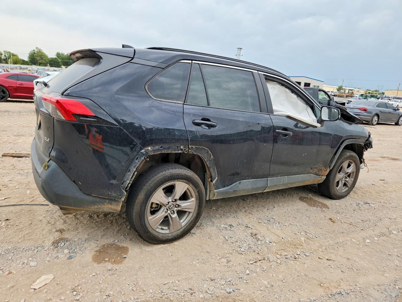 2023 Toyota Rav4 Xle - Image 3