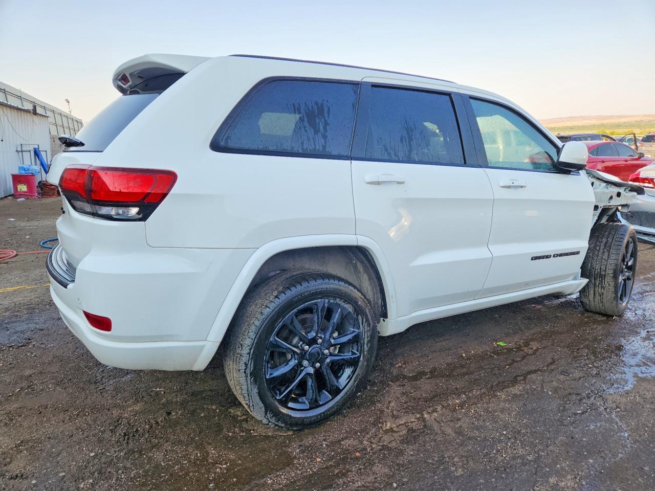 2021 Jeep Grand Cherokee Laredo - Фото 3
