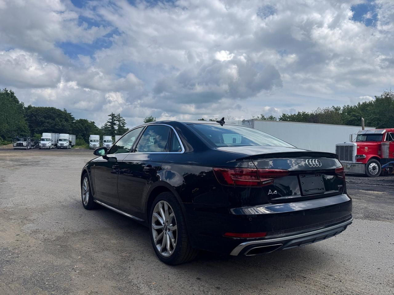 2019 Audi A4 Premium Plus - Фото 3