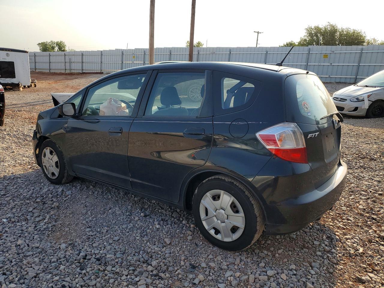 2013 Honda Fit - Фото 2