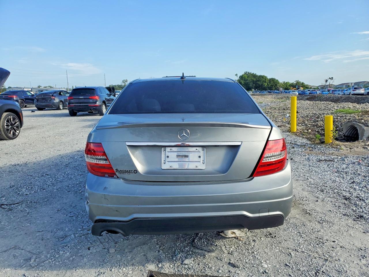 2014 Mercedes-Benz C 250 - Фото 6