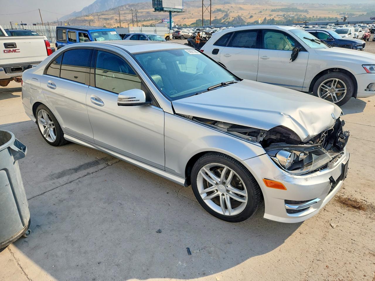 2014 Mercedes-Benz C 250 - Image 4