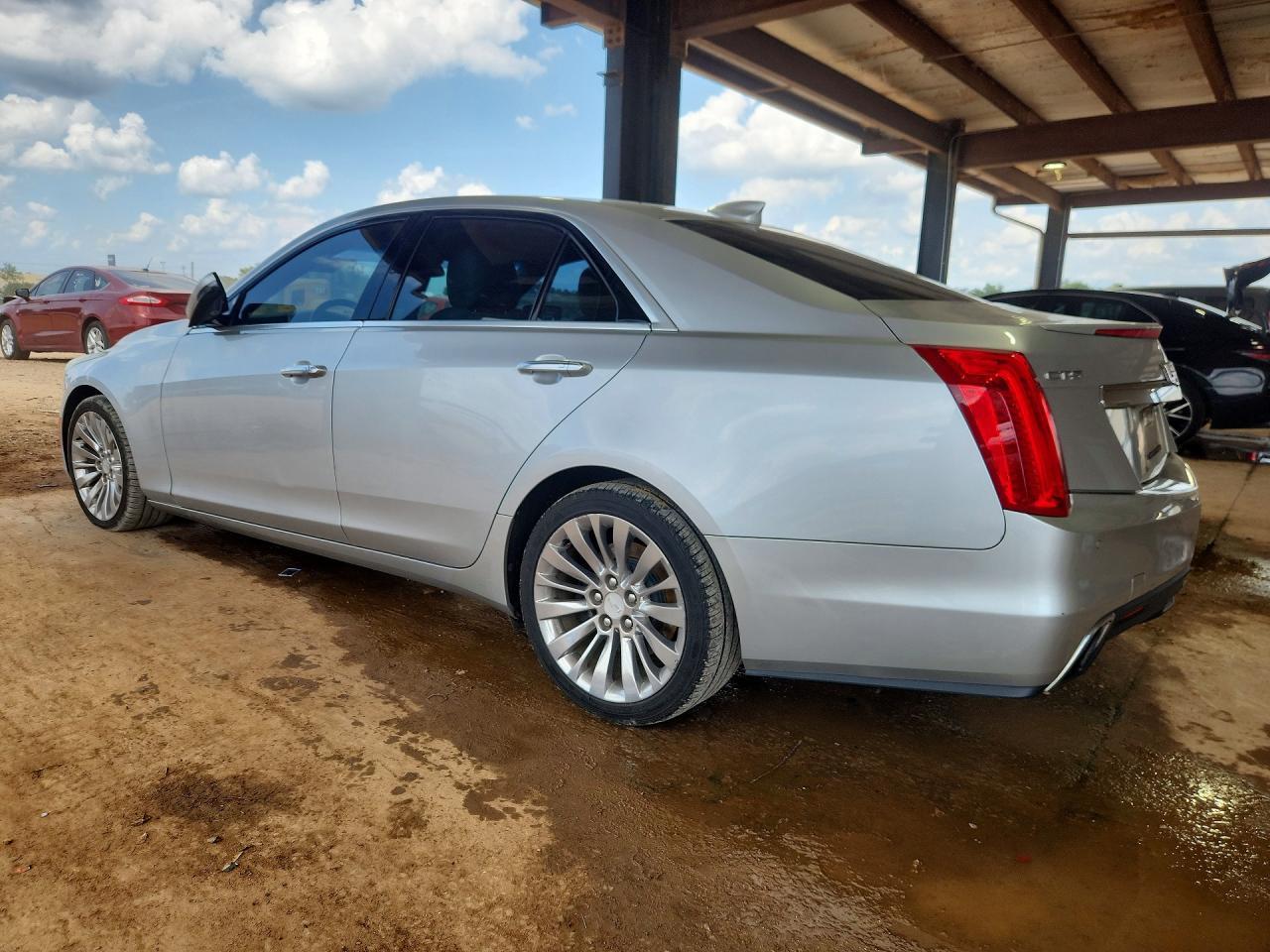 2018 Cadillac Cts Luxury - Фото 2