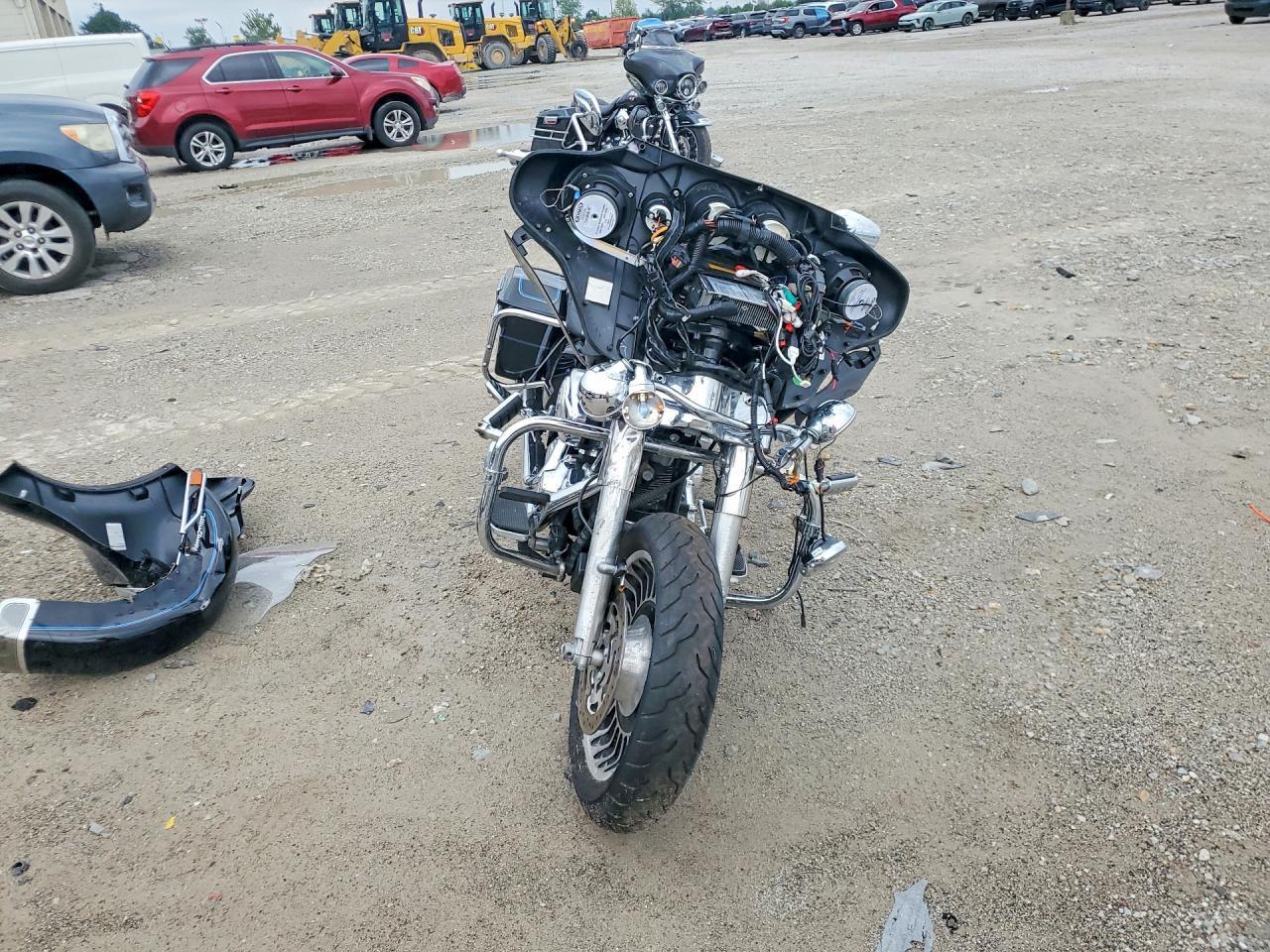 2012 Harley-Davidson Flhtcu Ultra Classic Electra Glide - Фото 2