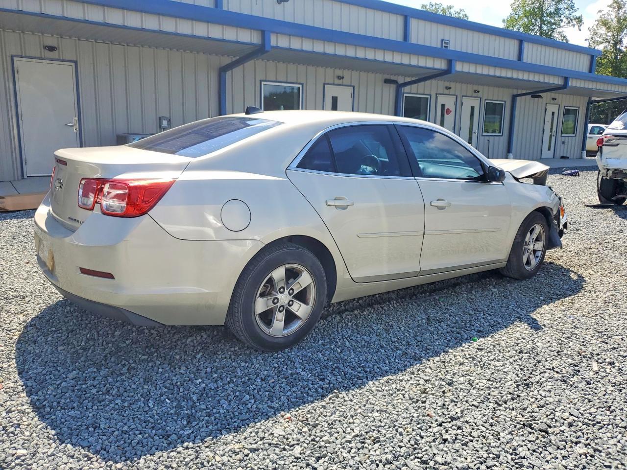 2014 Chevrolet Malibu Ls - Image 3