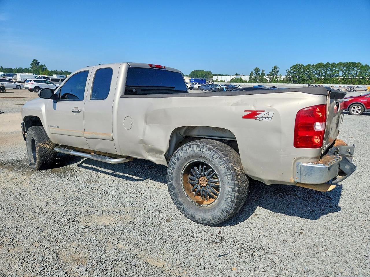 2007 Chevrolet Silverado K3500 - Фото 2