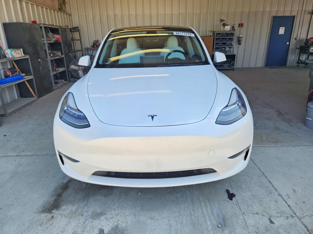 2023 Tesla Model Y - Image 5