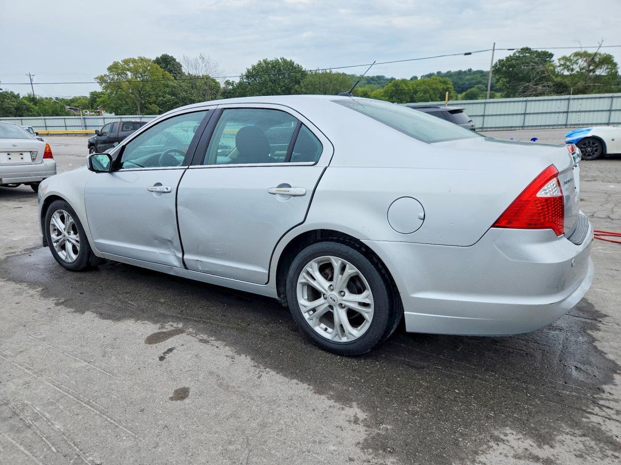 2012 Ford Fusion Hybrid - Image 2