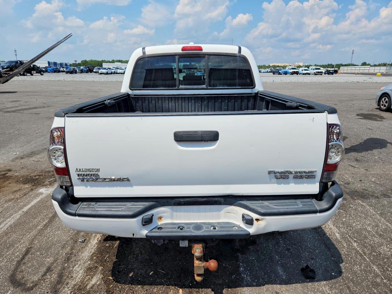 2010 Toyota Tacoma Double Cab Prerunner - Image 6