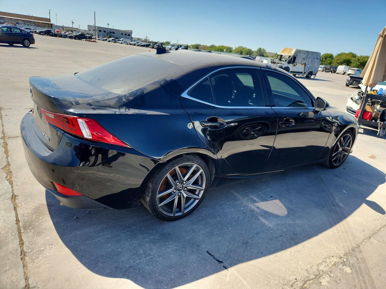 2016 Lexus Is 200T - Фото 3