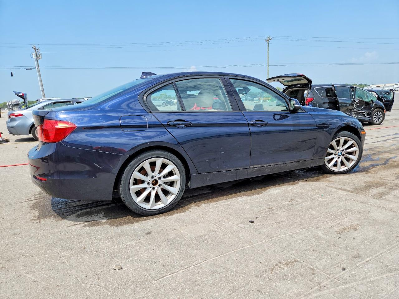 2012 BMW 328 I - Фото 3