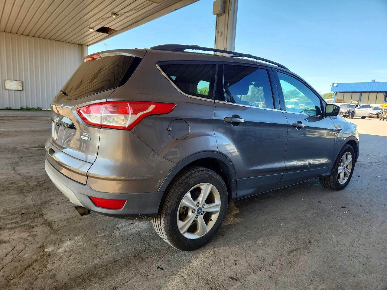 2014 Ford Escape Se - Image 3
