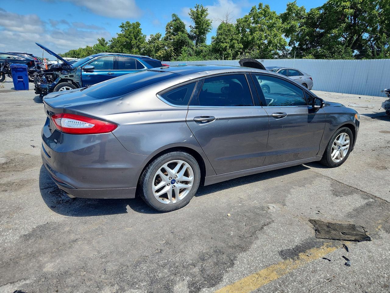 2014 Ford Fusion Se - Image 3