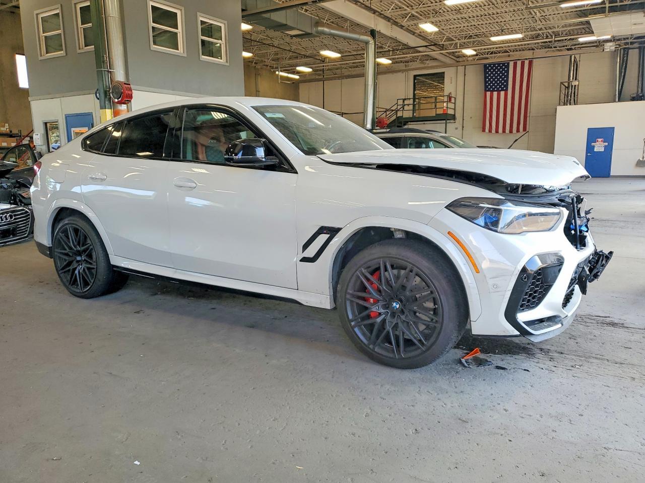 2022 BMW X6 M - Фото 4