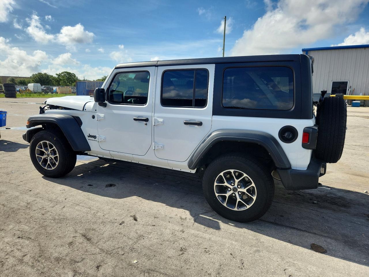 2024 Jeep Wrangler Sport - Фото 2