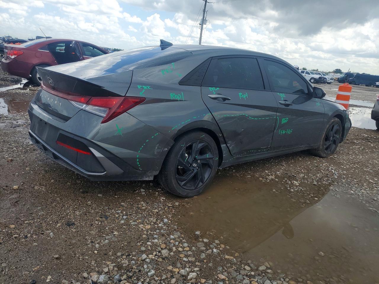 2026 Hyundai Elantra Sel Sport - Фото 3