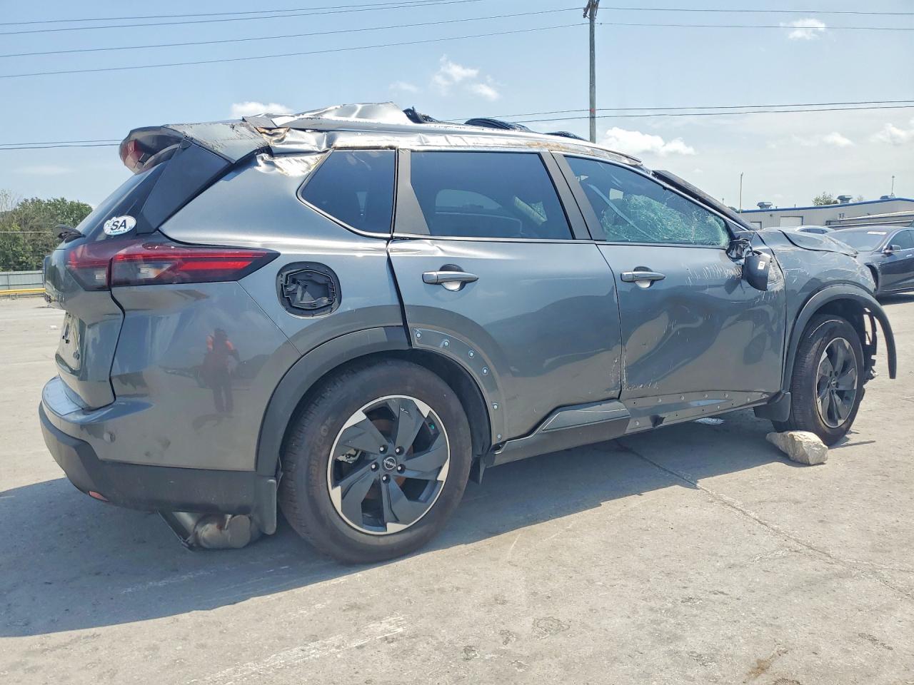 2026 Nissan Rogue Sv - Image 3