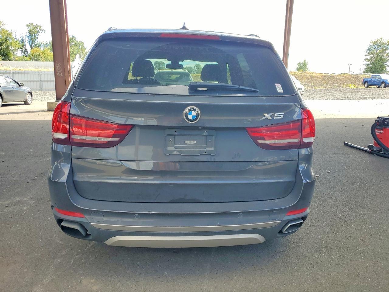 2017 BMW X5 Xdr40E - Image 6