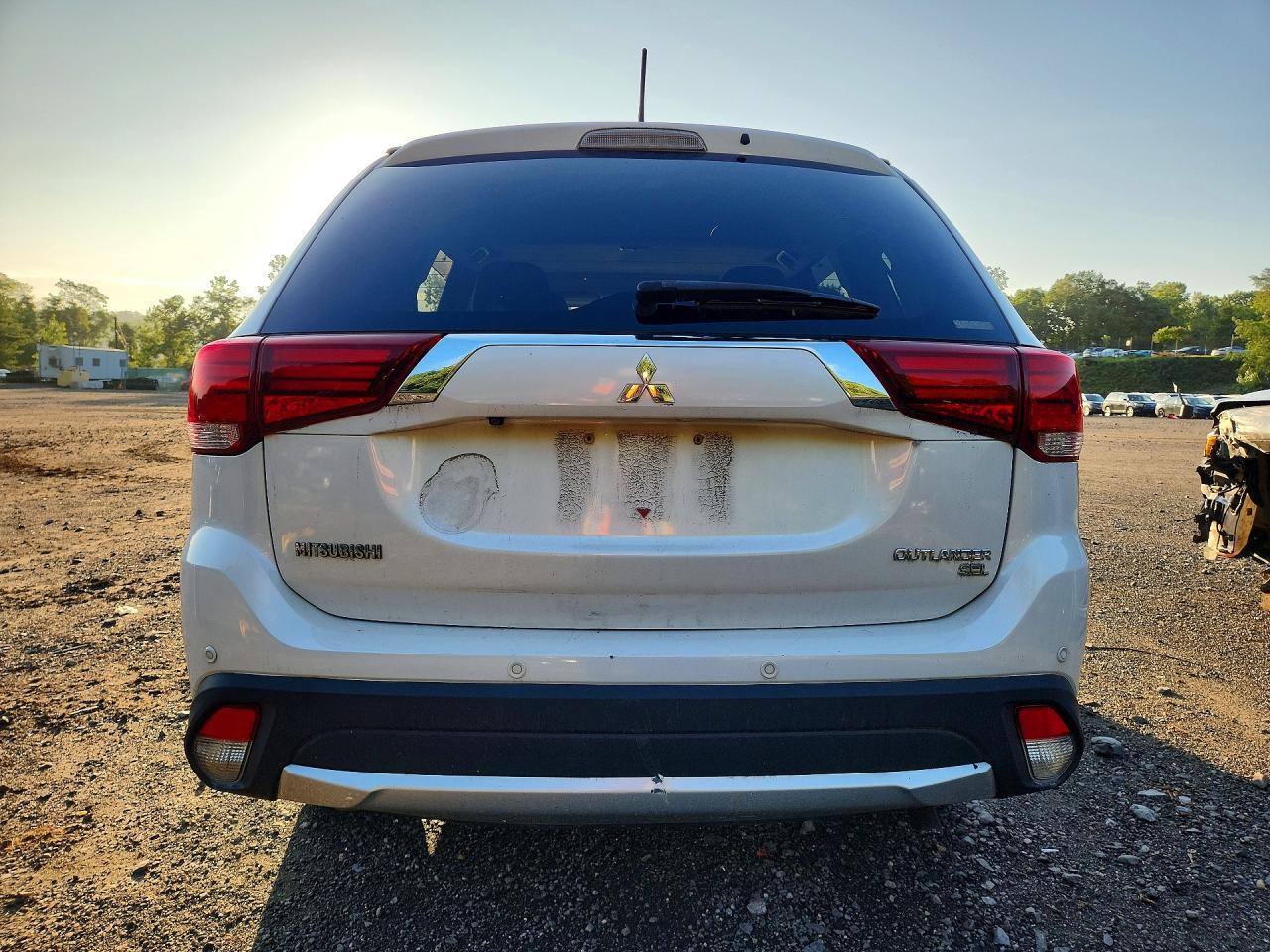 2016 Mitsubishi Outlander Se - Фото 6