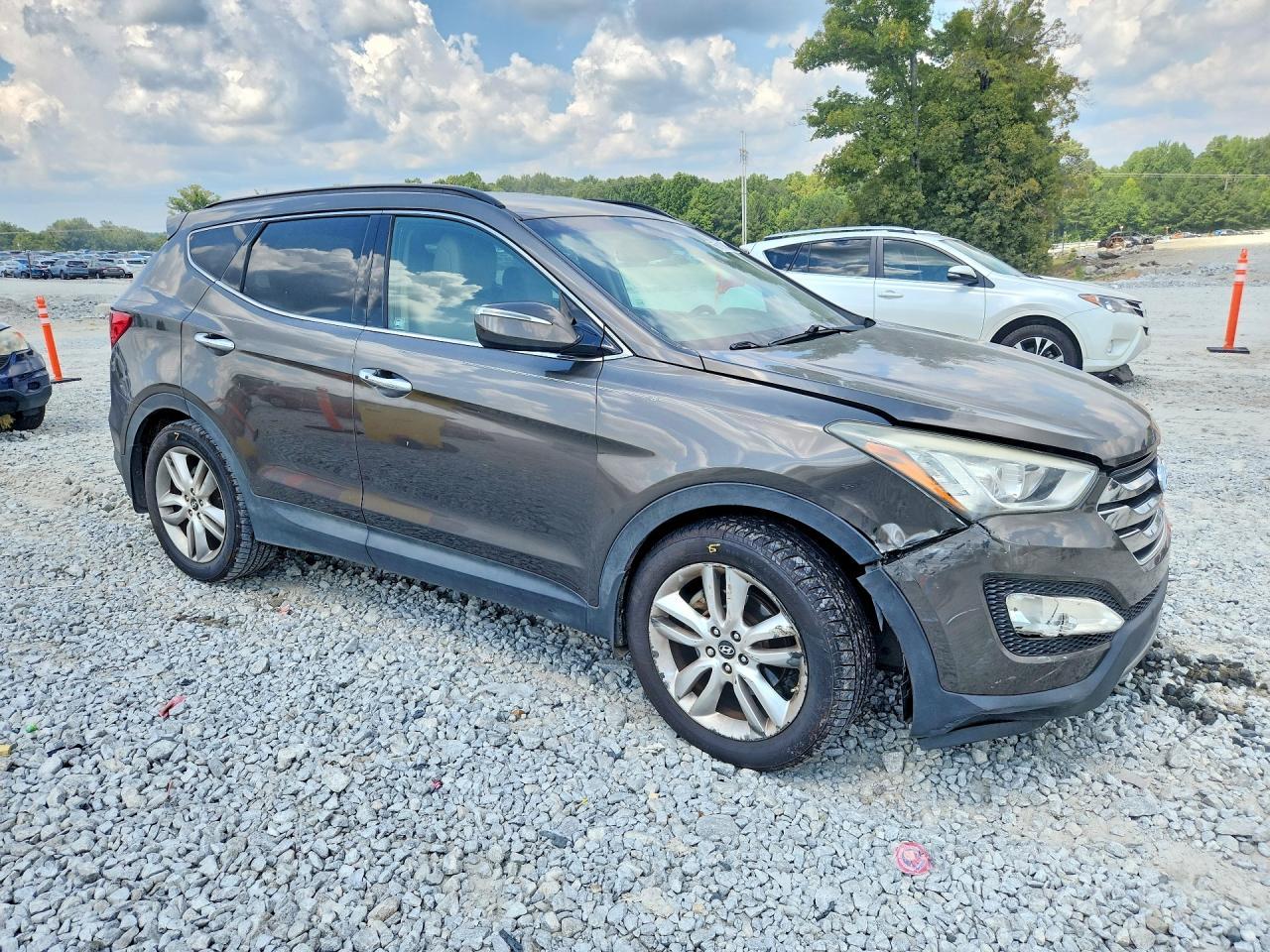 2013 Hyundai Santa Fe Sport 2.0T - Image 4