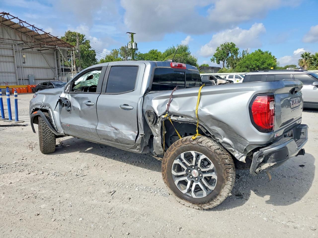2024 GMC Canyon At4 - Image 2