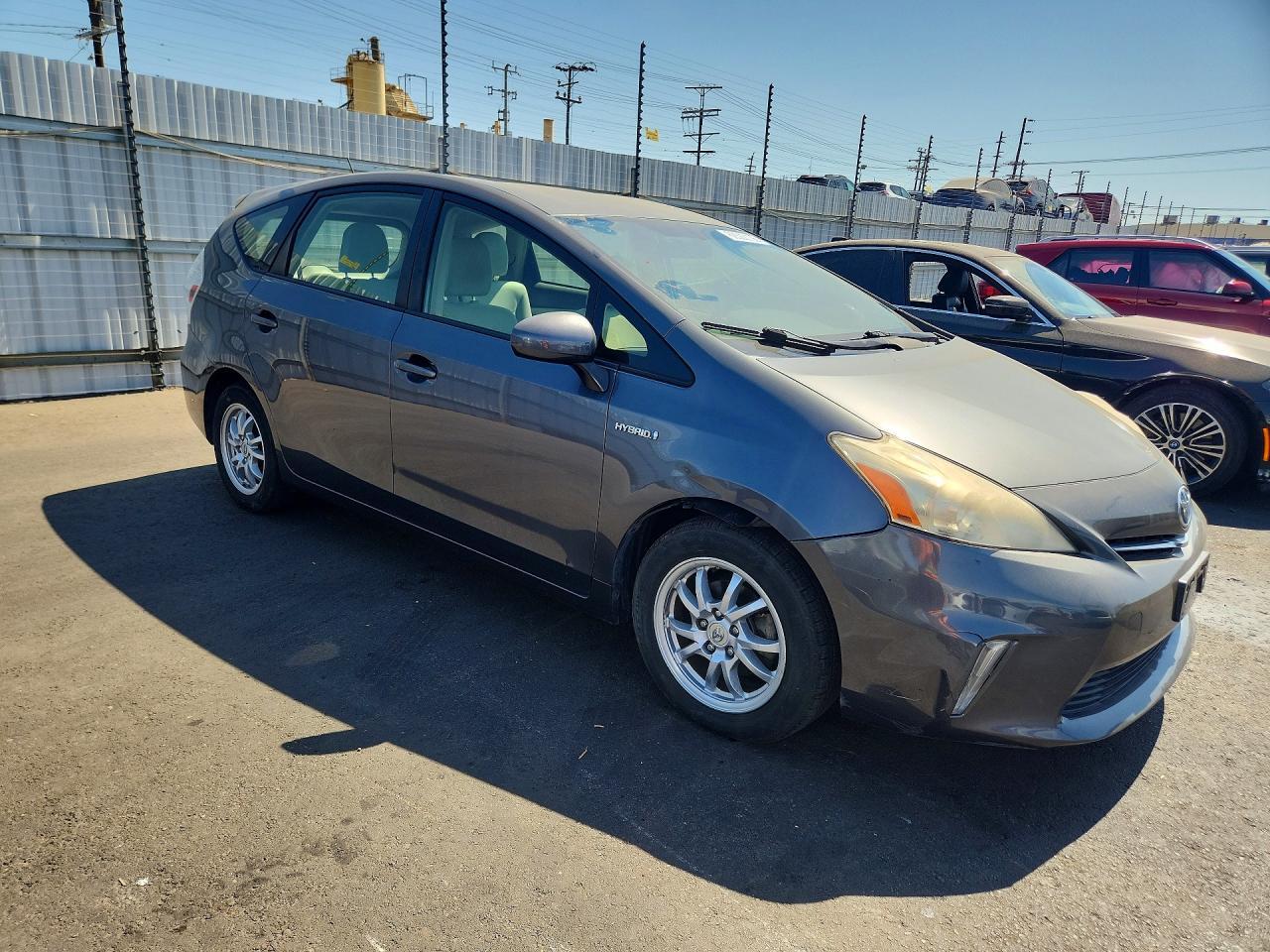 2012 Toyota Prius V Three - Image 4