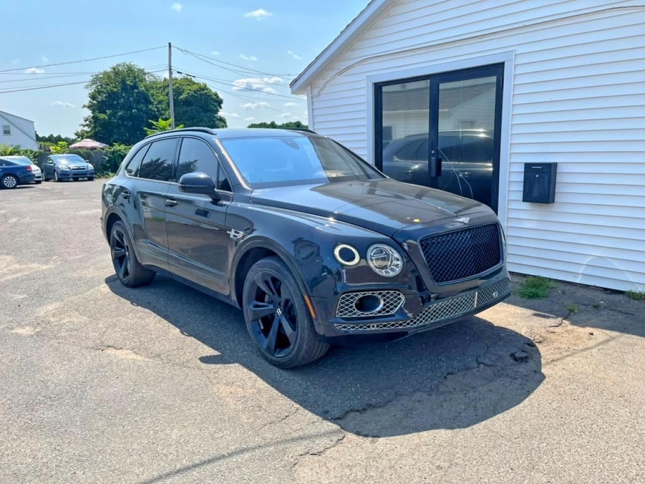 2017 Bentley Bentayga - Image 4