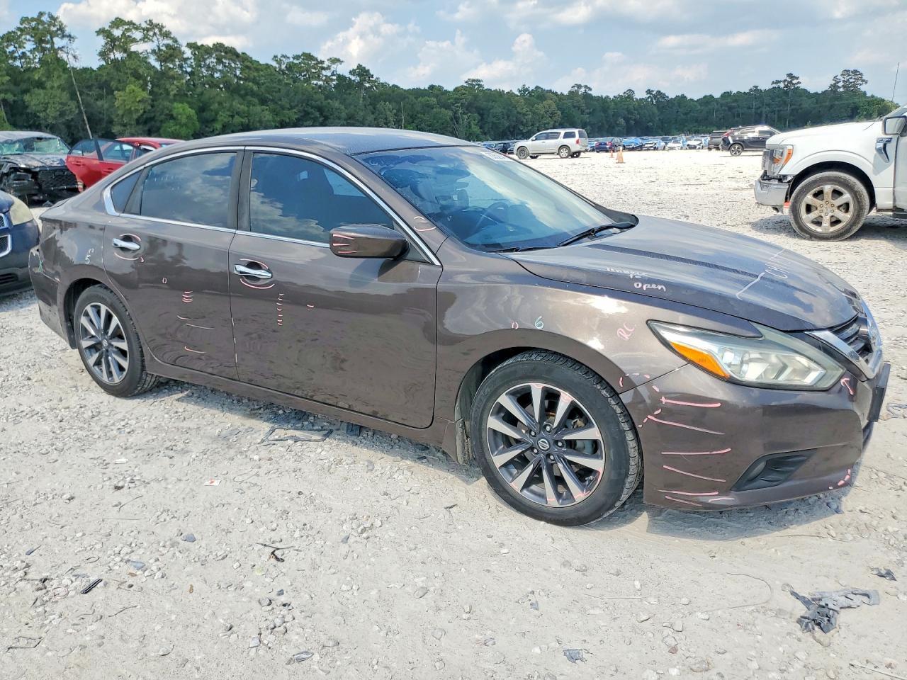 2016 Nissan Altima 2.5 Sv - Image 4