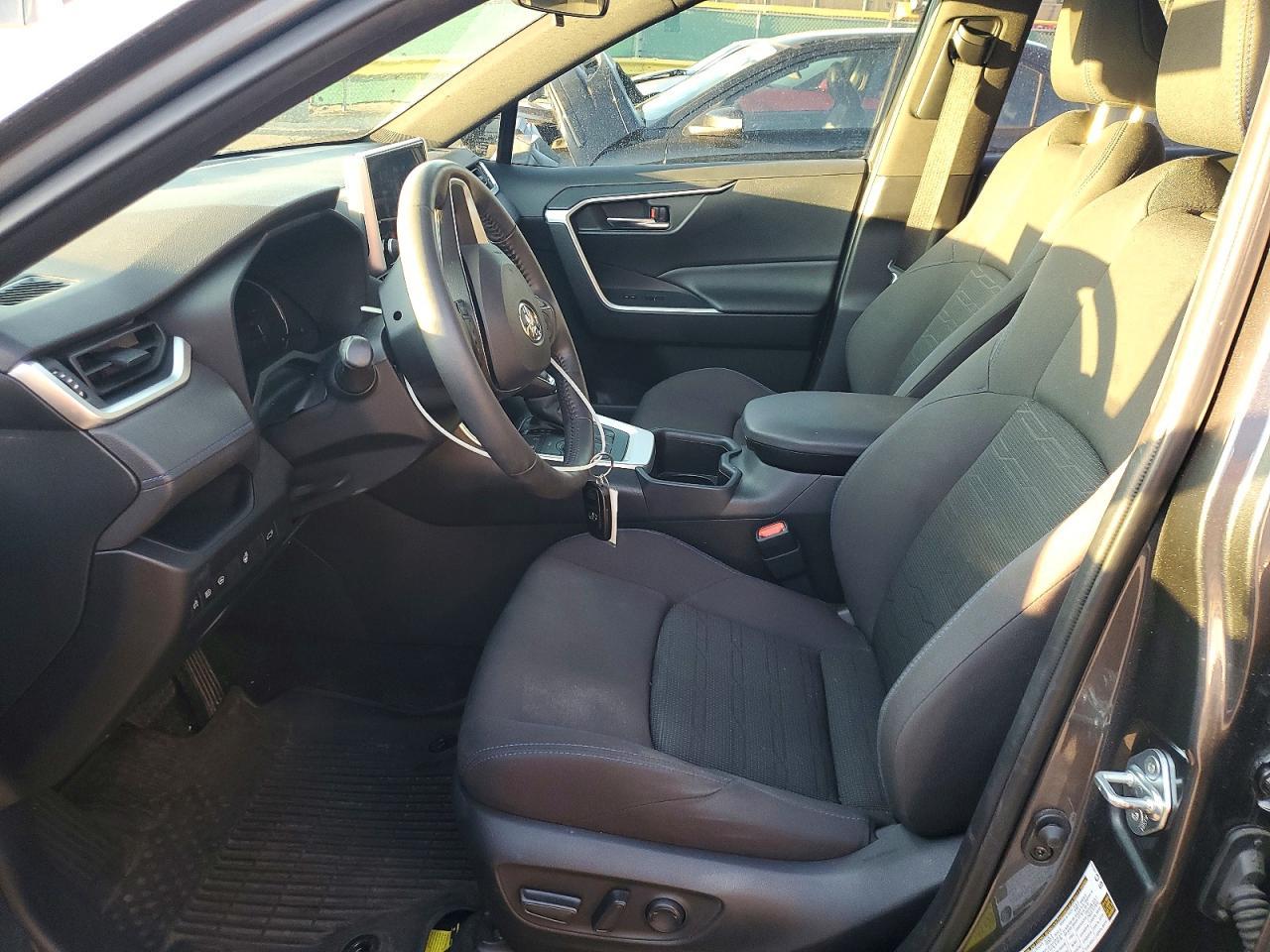 2023 Toyota Rav4 Se - Фото 7
