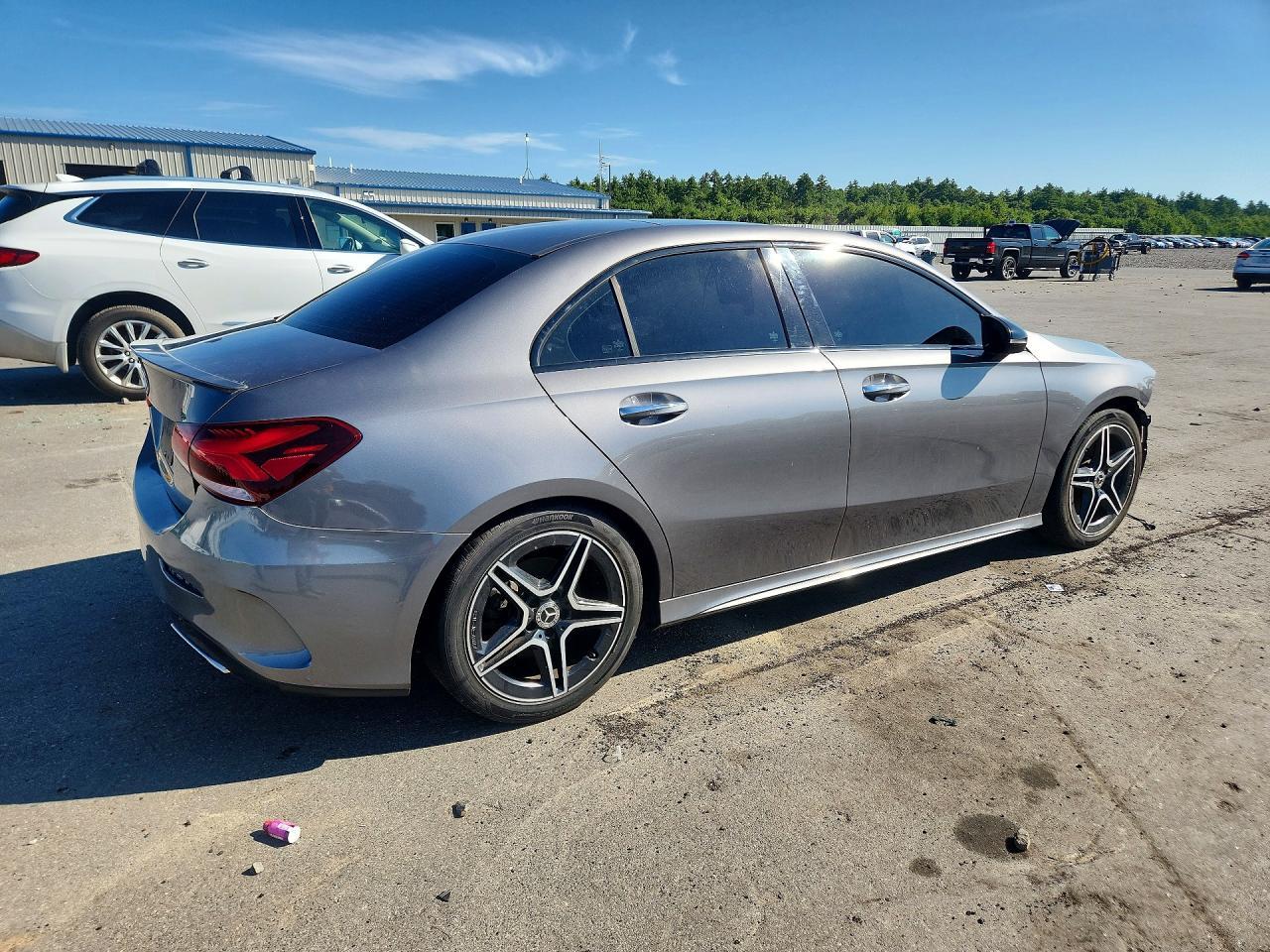 2019 Mercedes-Benz A 220 - Image 3