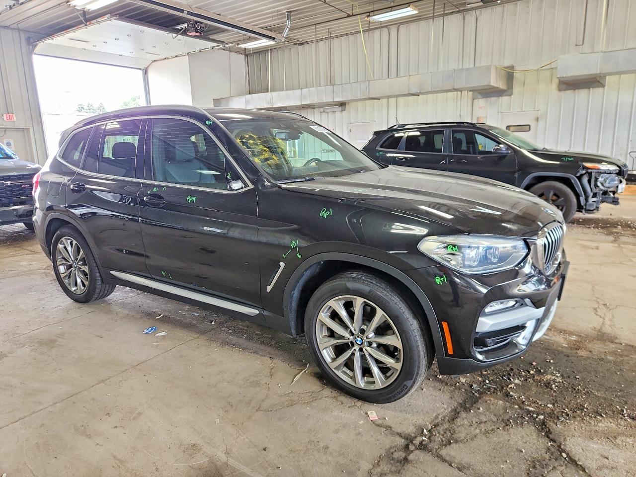 2019 BMW X3 xDrive30I - Фото 4