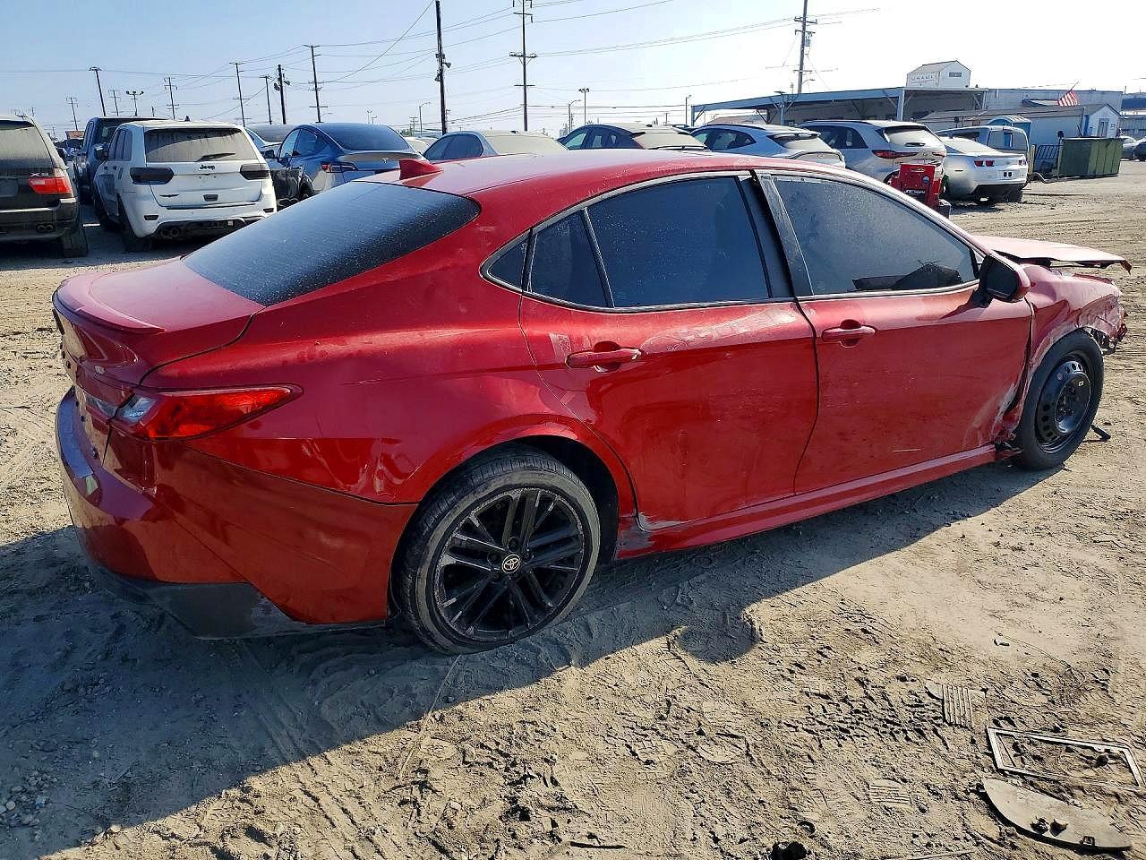 2025 Toyota Camry Se - Фото 3