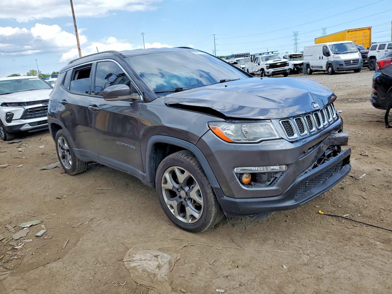 2018 Jeep Compass Limited - Image 4