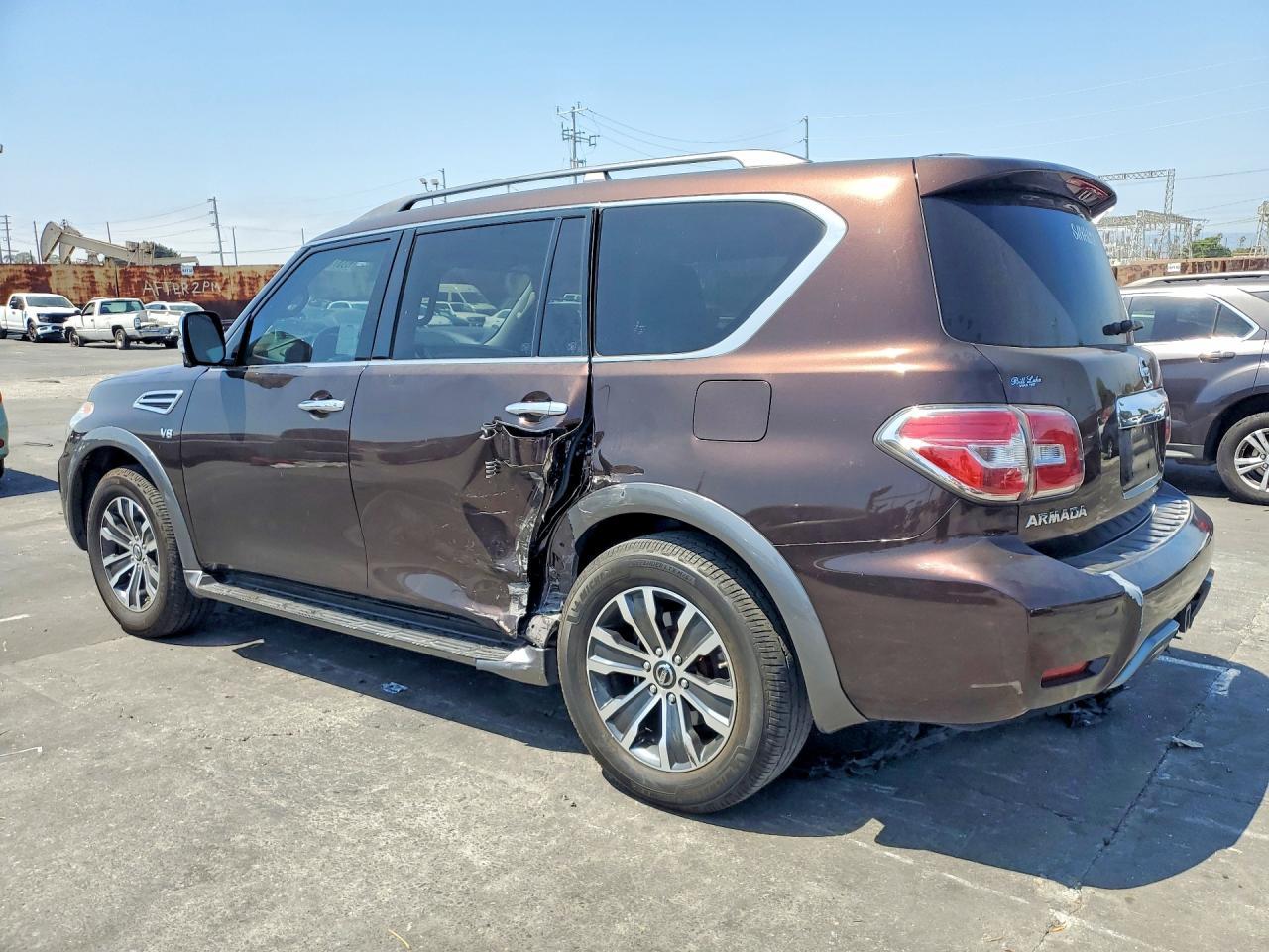 2020 Nissan Armada Sl - Фото 2