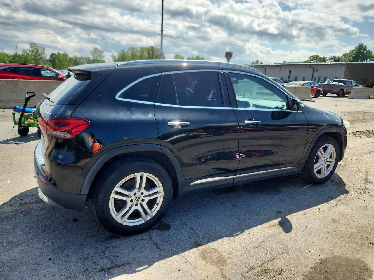 2021 Mercedes-Benz Gla 250 4Matic - Фото 3
