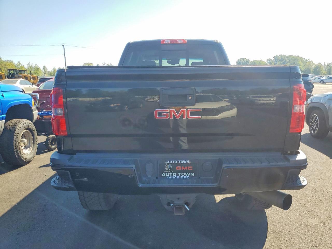 2015 GMC Sierra K2500 Denali - Фото 6