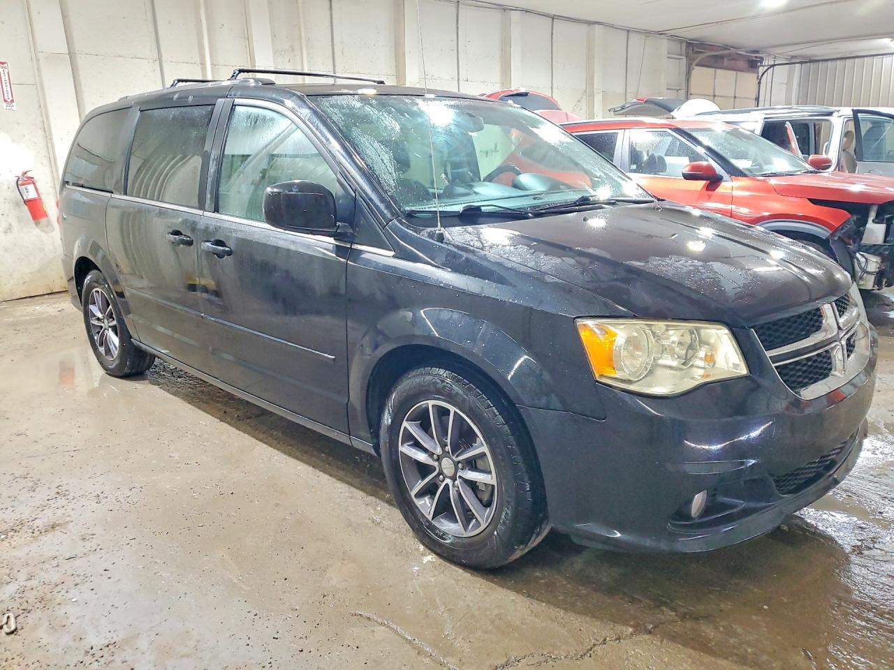 2017 Dodge Grand Caravan Sxt - Фото 4