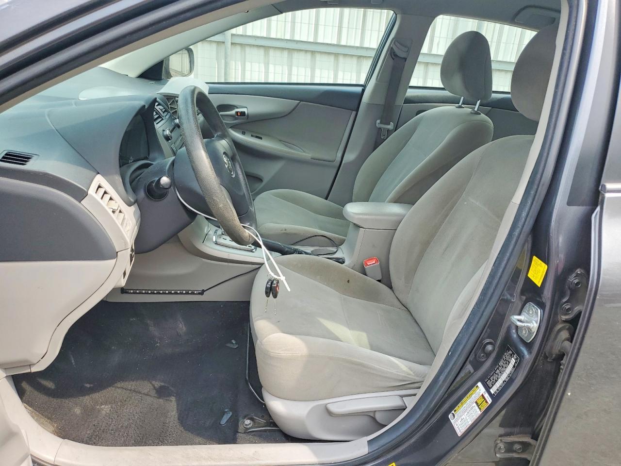 2011 Toyota Corolla Le - Фото 7