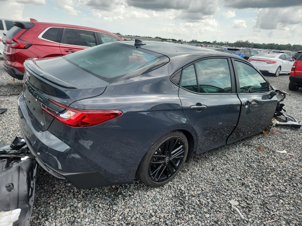 2026 Toyota Camry Se - Фото 3