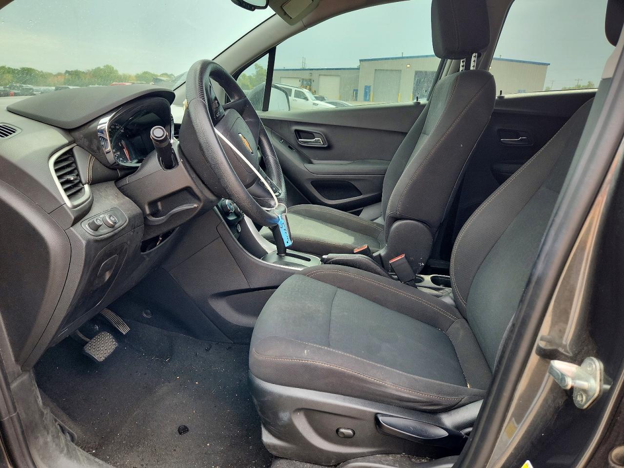 2020 Chevrolet Trax Ls - Image 7