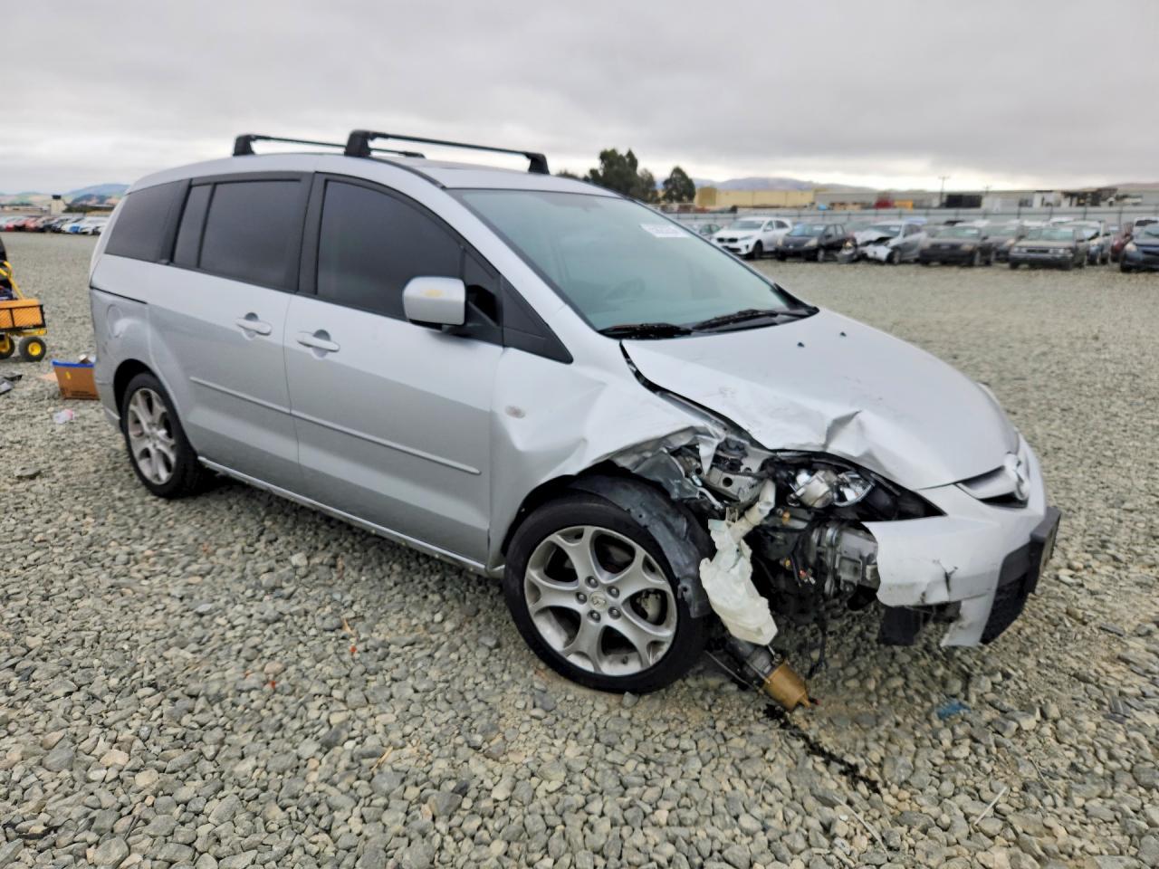 2008 Mazda 5 - Image 4