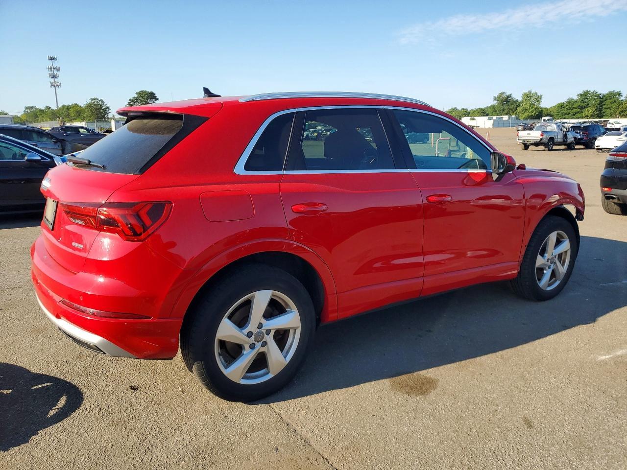 2020 Audi Q3 Premium - Image 3